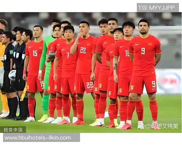 武汉足球队的崛起与发展探讨展现足球力量与团队精神的结合 武汉足球队的崛起与发展探讨展现足球力量与团队精神的结合