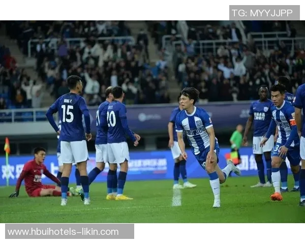 深入分析上海排球队边路渗透战术的成功秘诀与应用技巧